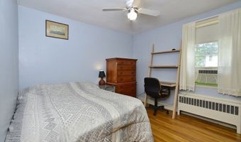 85 Maple St, Bellingham, MA 02019