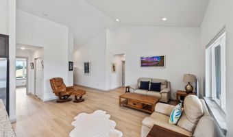 822 SPYGLASS Dr, Bandon, OR 97411