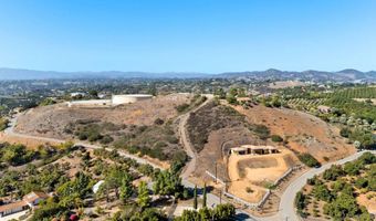 3916 Citrus Dr, Fallbrook, CA 92028