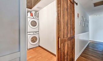 16 Cindy Ln, Bethel, CT 06801
