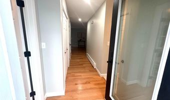 7 Simmons Rd, Barrington, RI 02806