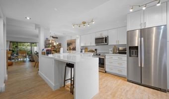 3501 Magellan Cir 635, Aventura, FL 33180