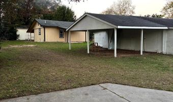 1221 McRae Rd, Camden, SC 29020