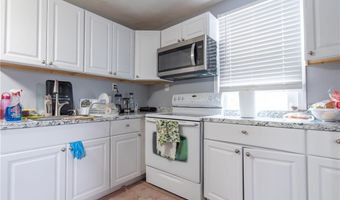 40 Cedar St, Johnston, RI 02919