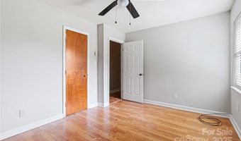8428 Clear Meadow Ln, Charlotte, NC 28227