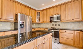 2026 N CULPEPER St, Arlington, VA 22207