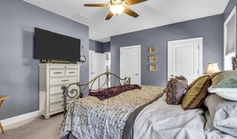 22 Flanders Dr, Barnegat, NJ 08005