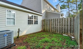 5911 Moose Ln, Charlotte, NC 28269