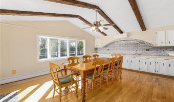 28 Hybrid Dr, Cranston, RI 02920