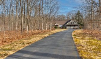 94 Beacon Hill Dr, Mansfield, CT 06268