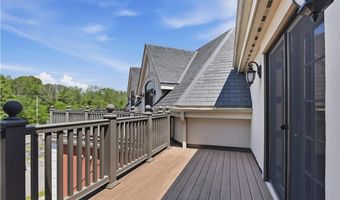 1000 Chapel View Blvd 306, Cranston, RI 02920