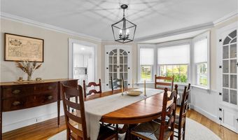 72 Kane Ave, Middletown, RI 02842