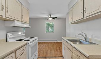 37 Enid St APT C, Bridgeport, CT 06606