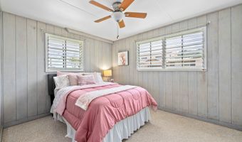 45-313 Nakuluai St, Kaneohe, HI 96744
