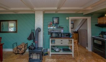 8 Kearsarge St, Bartlett, NH 03812