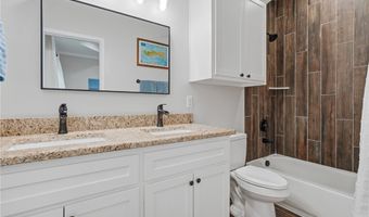 150 N 9th St, Aransas Pass, TX 78336