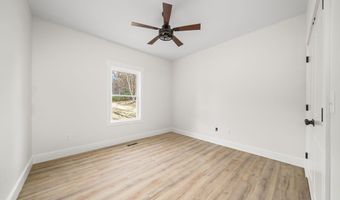 6584 Thomas Twin Oak, Baxter, TN 38544