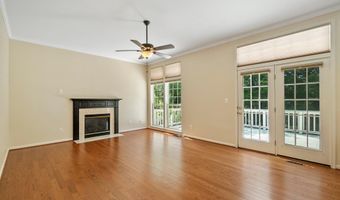 21255 OLIVE GREEN Ct, Ashburn, VA 20147