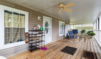 2889 67th Ct, Bell, FL 32619