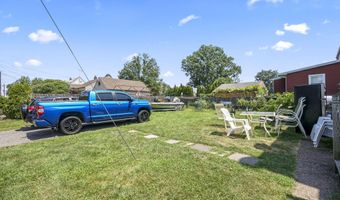 40 Avenel St, Avenel, NJ 07001