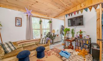 57 Barnett Way, Belgrade, ME 04917