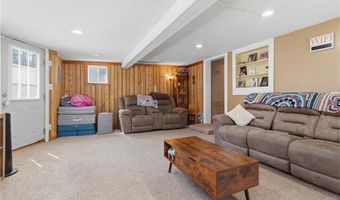 48 Overlea Rd, North Smithfield, RI 02896