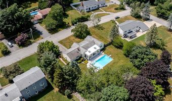 9 Apache Ln, Cumberland, RI 02864