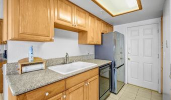 832 W Commonwealth Ave, Alhambra, CA 91801