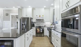 2713 County Road 60, Auburn, IN 46706