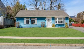 22 Longboat Ave, Barnegat, NJ 08005