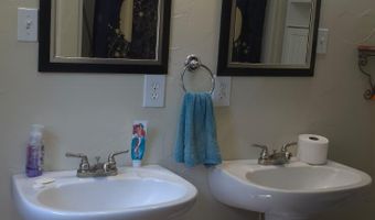 951 E County Road 206, Alton, MO 65606