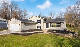 3045 Woodland Pl, Akron, OH 44312