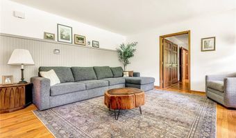 476 Cherry Hill Dr, Aylett, VA 23009