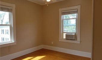 3 Bay View Ave 3, Bristol, RI 02809