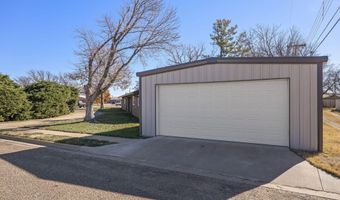 407 North Dr, Abernathy, TX 79311