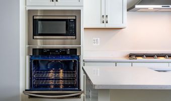 43011 DEBONAIR Ter, Ashburn, VA 20148