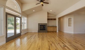 23522 Chaffey Ln, Aurora, OR 97002