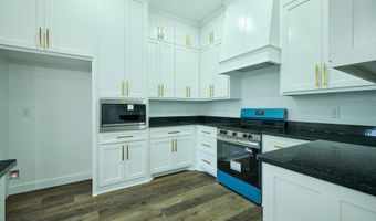 4007 Creek Top, Bauxite, AR 72011