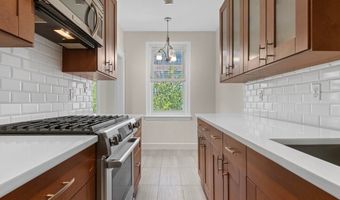 62 Queensberry 404, Boston, MA 02116