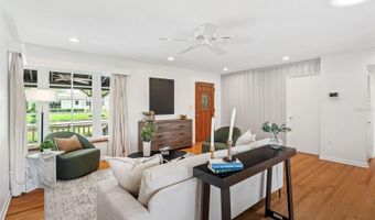 1811 MAPLEWOOD Dr, Orlando, FL 32803
