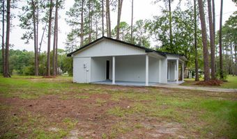 266 Lakeview Dr, Baxley, GA 31513