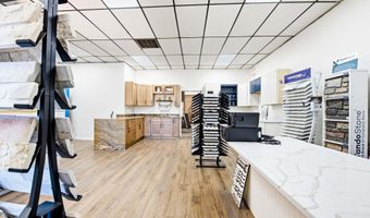 635 W Main St, Branford, CT 06405