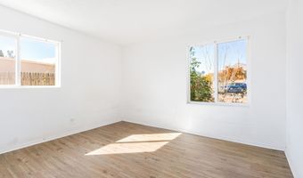 105 COCHISE Dr, Bisbee, AZ 85603