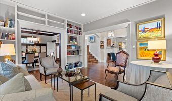 3825 INGOMAR St NW, Washington, DC 20015