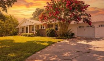 5572 Section Line Rd, Albertville, AL 35950