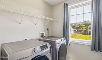 1141 Yellowwood Dr, Aberdeen, NC 28315