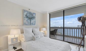 1000 W Island Blvd 2307, Aventura, FL 33160