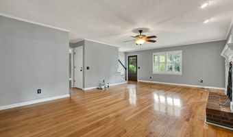 3046 Hawthorne St, Athens, TN 37303
