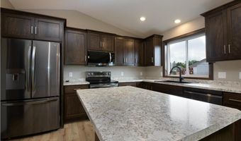 1346 Faith Hill Dr SW, Alexandria, MN 56308