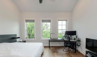 4094 Runyon Rd, Addison, TX 75001